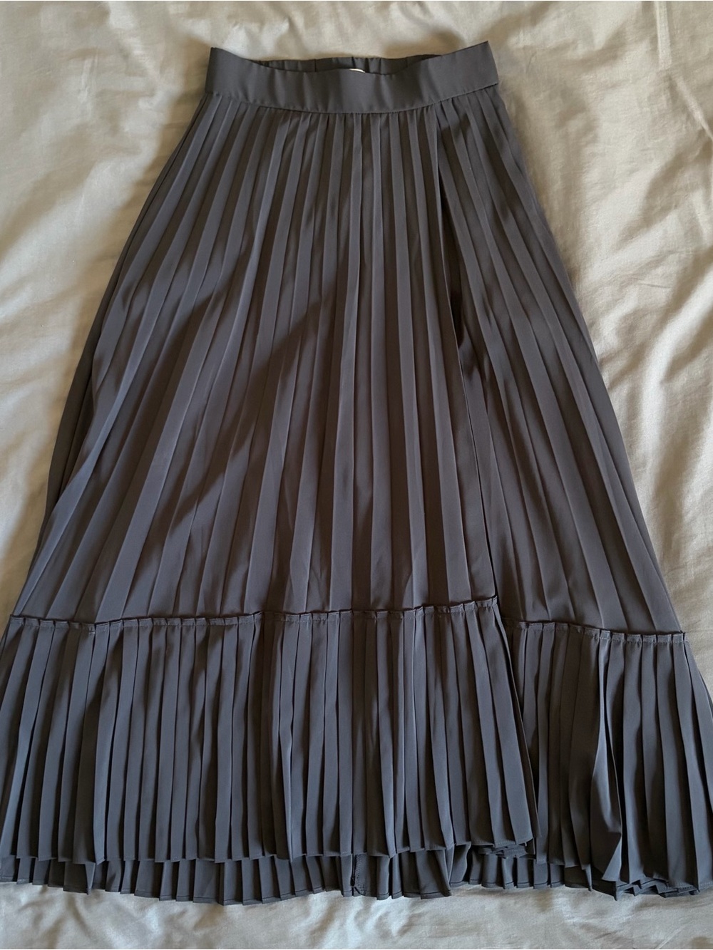 Asymmetric Black Pleated Skirt